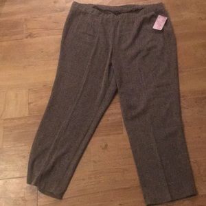 NWT Investments II Houndstooth Columbus Ave 22W